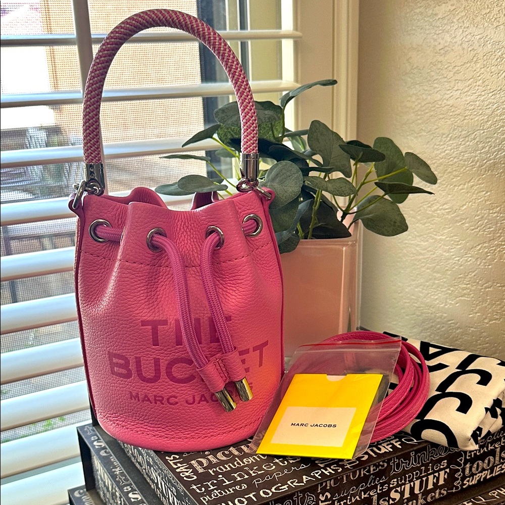 NWT Marc Jacobs Vibrant Pink Mini Bucket Bag